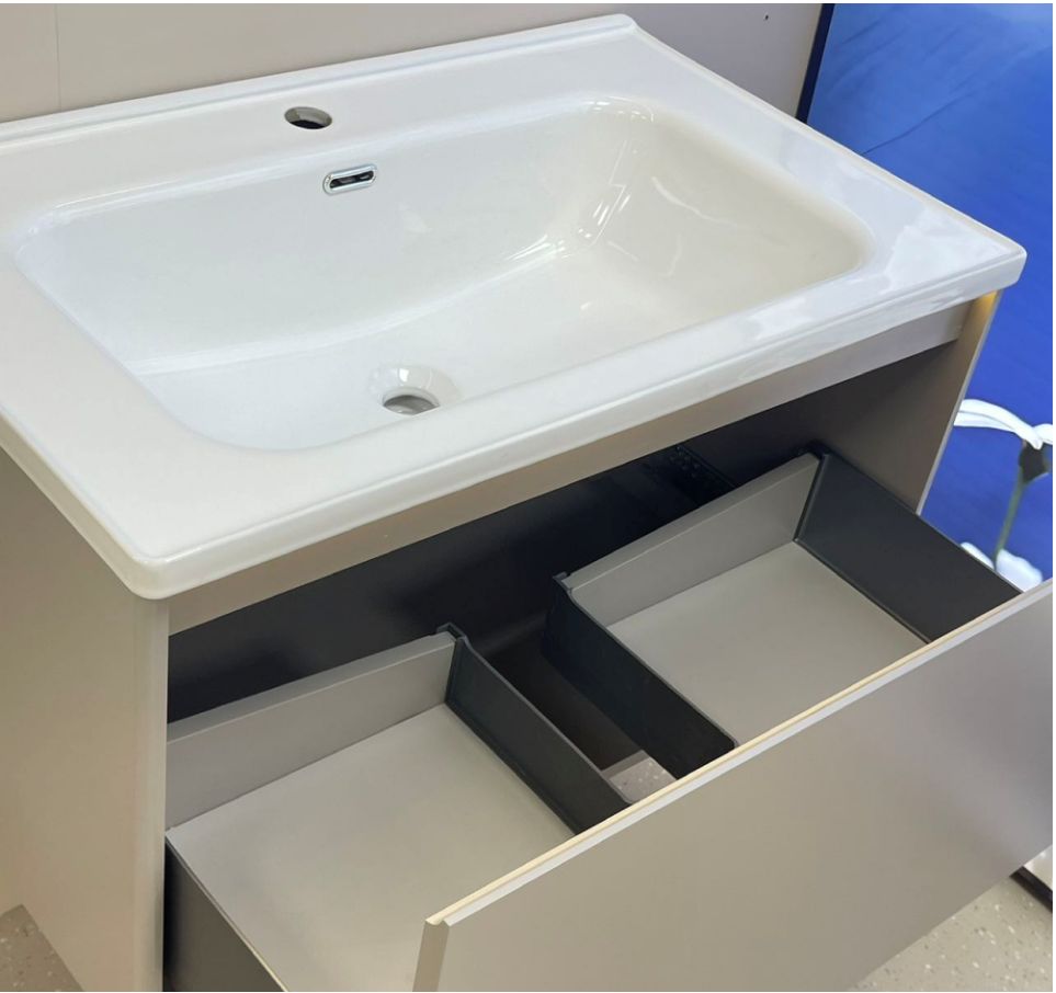 Bath Vanity - Gray (LED) - 40"