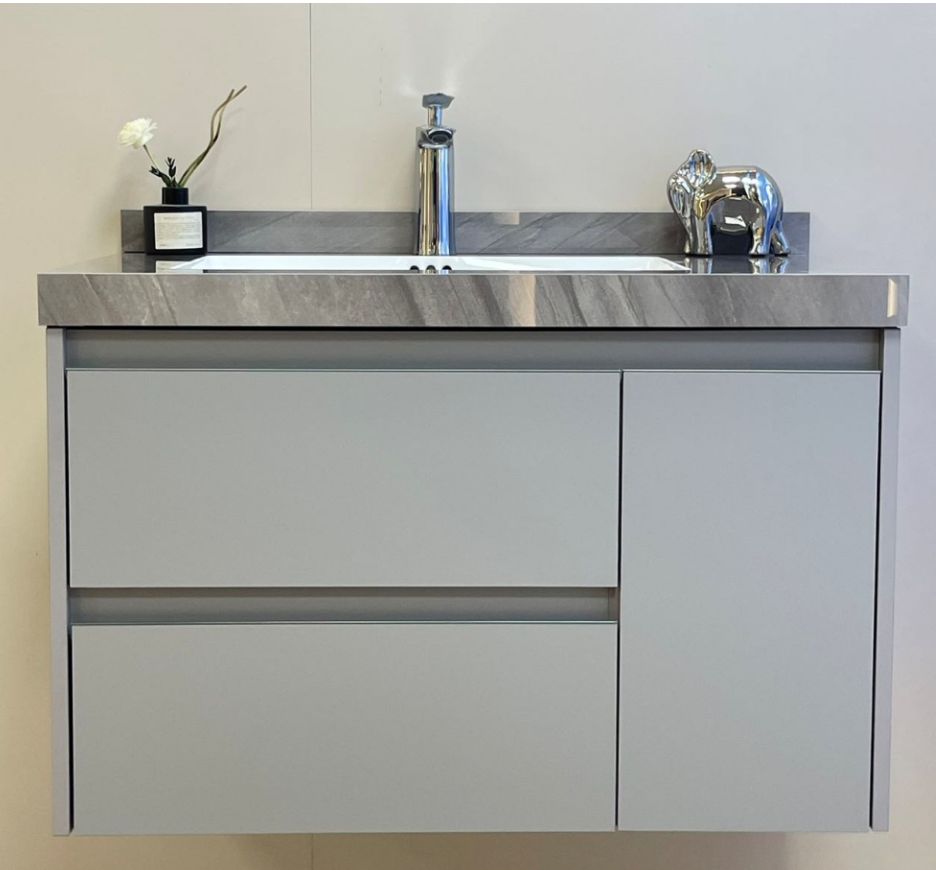 Bath Vanity - Gray - 32"