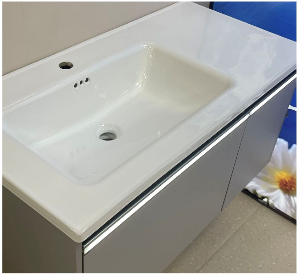Bath Vanity - Gray (LED) - 36"